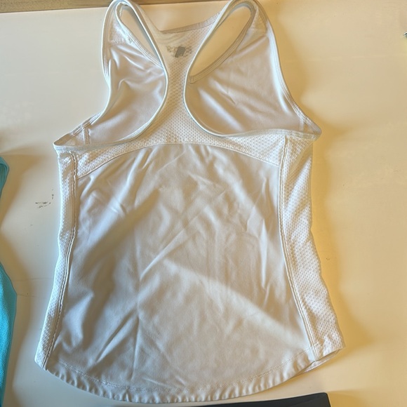 3-piece Tennis Clothing Bundle - Picture 9 of 17